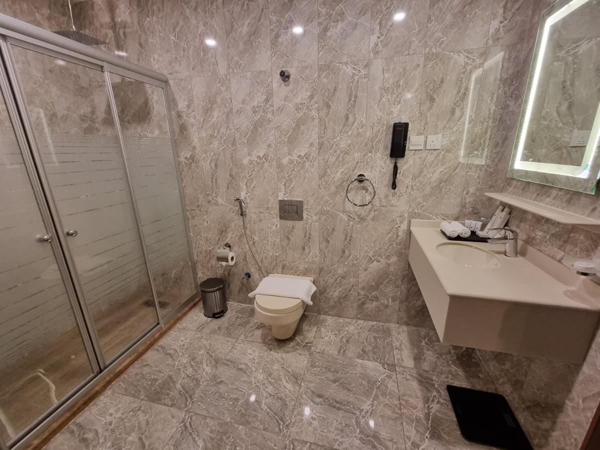 Casa Diora فندق