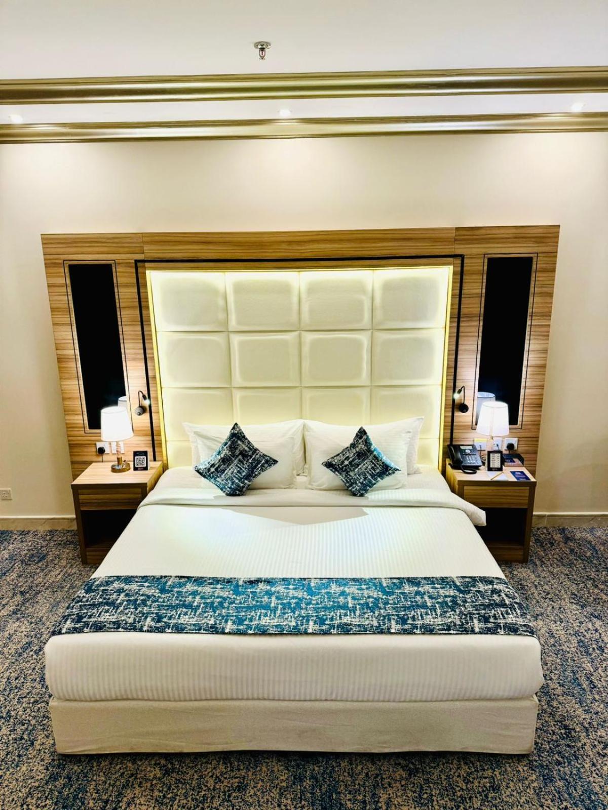 Casa Diora 3*